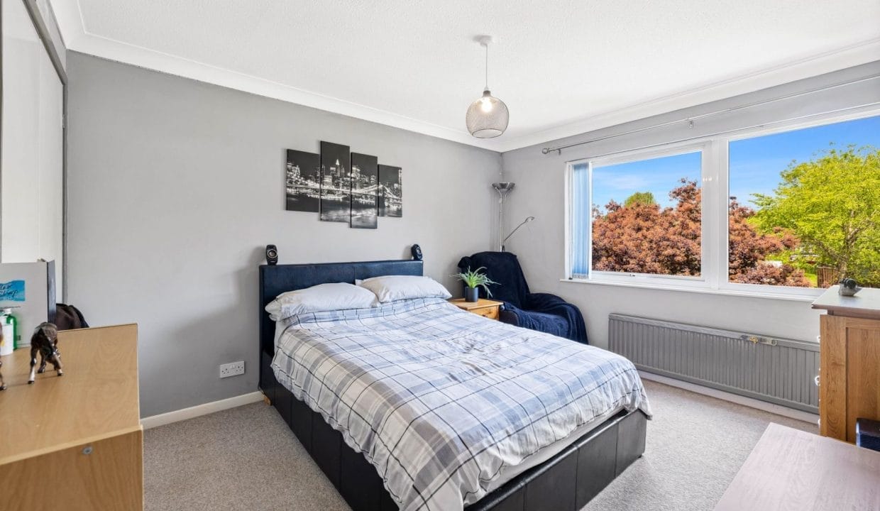 27FinchesParkRoadLessthan3MB-6.jpg